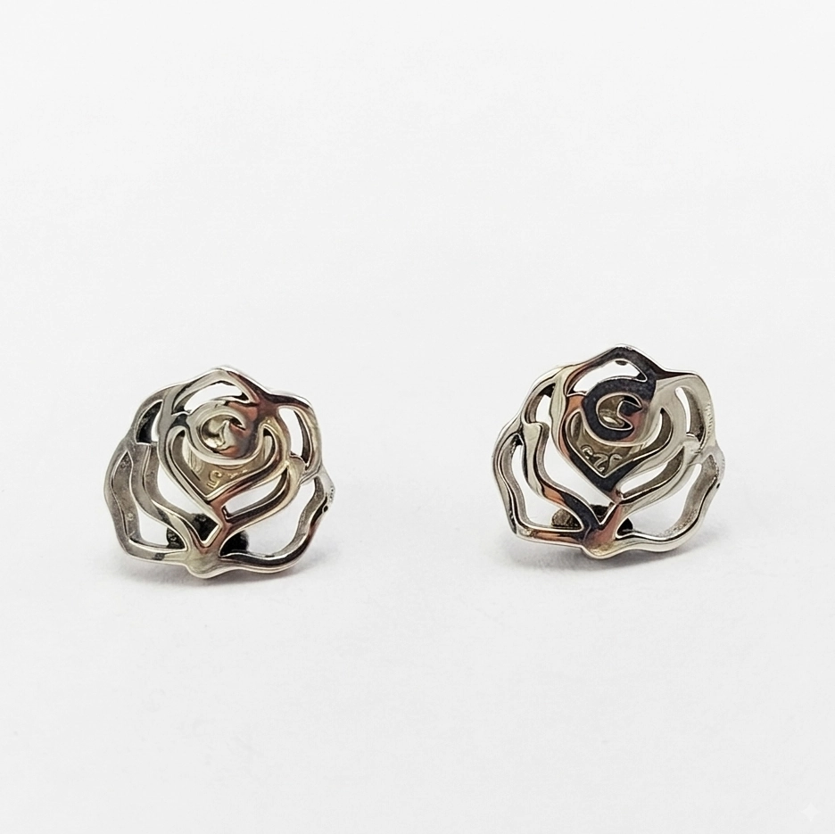 Anting Tusuk Mawar