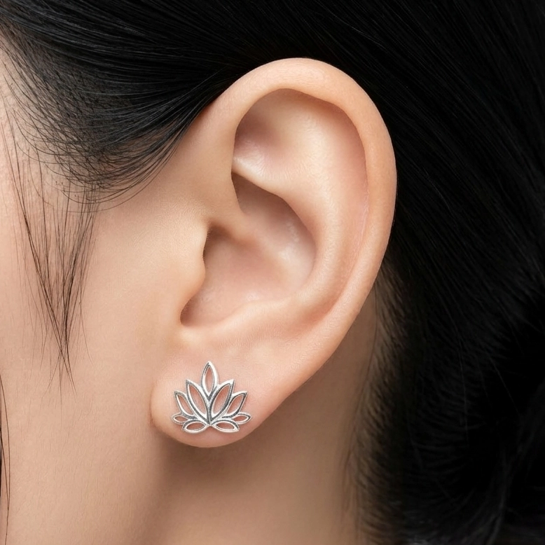 Anting Tusuk Lotus Perak 925 Asli (Lotus Stud Earrings) E1944