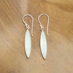 Anting Perak Kerang Markis Panjang (Shell Earrings) E1958 - Gambar 5
