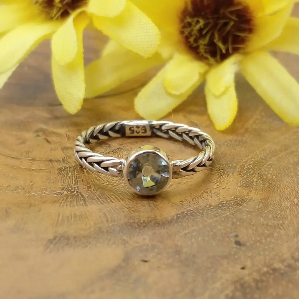 Cincin Perak Bali Motif Kepang dengan Permata R633