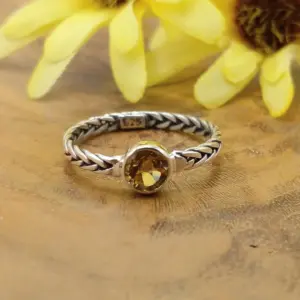 Cincin Perak Bali Motif Kepang dengan Permata R633 - Gambar 5