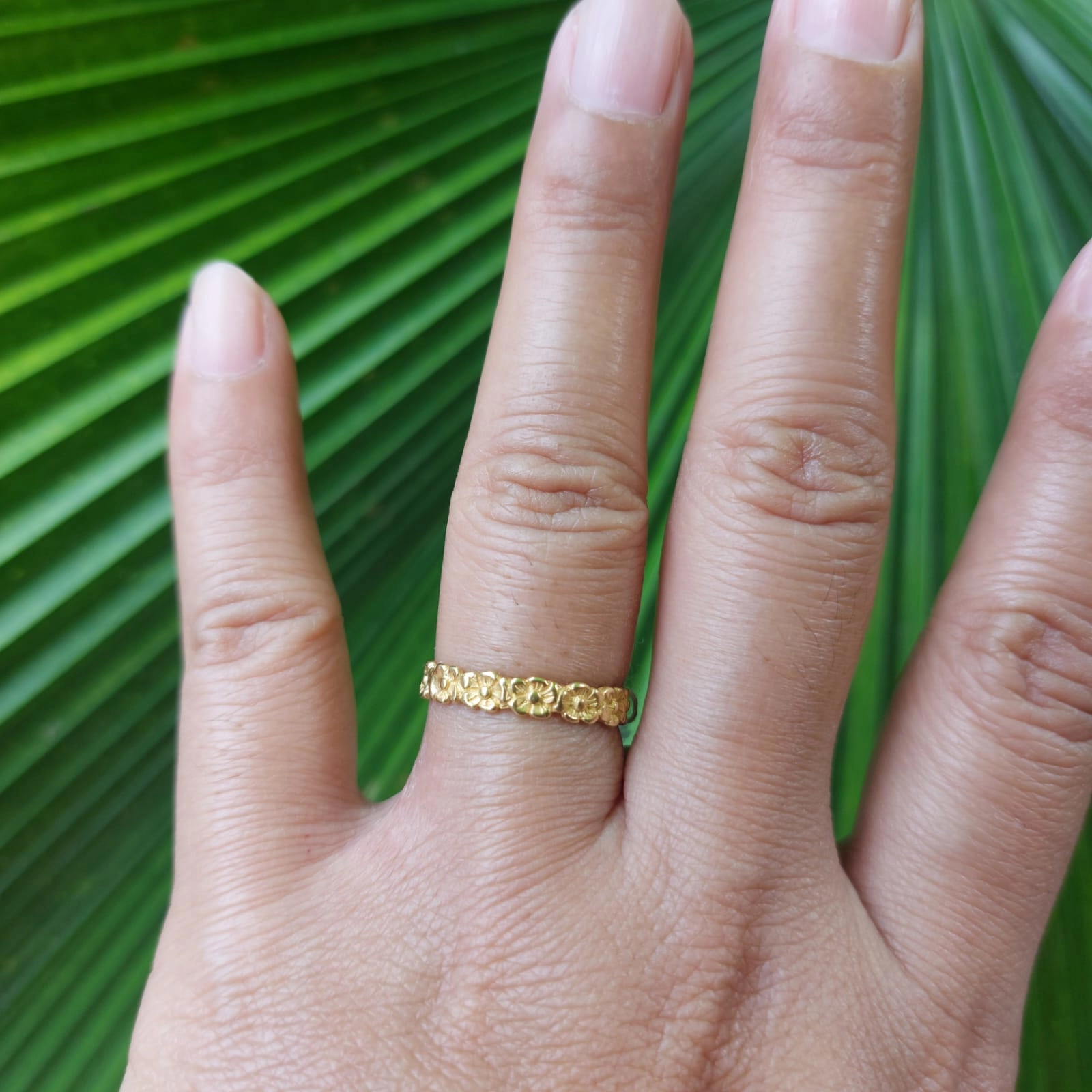 Cincin Perak Motif Bunga Kamboja Bali (Gold Plated) R688G - Gambar 4
