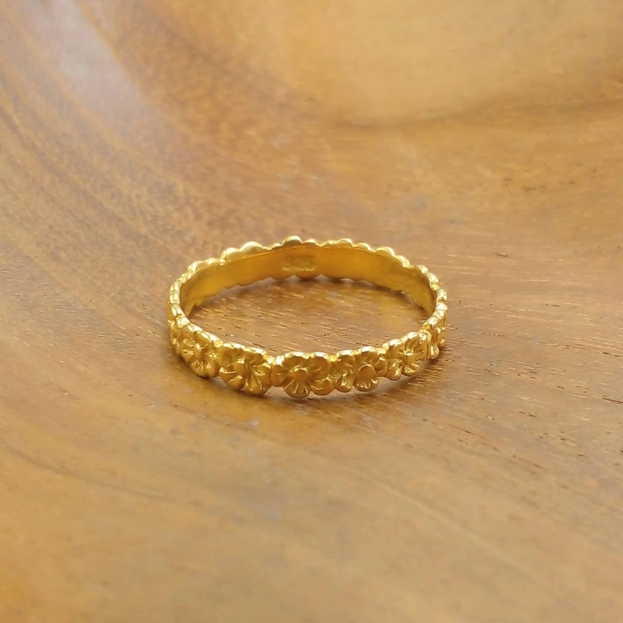 Cincin Perak Motif Bunga Kamboja Bali (Gold Plated) R688G - Gambar 3