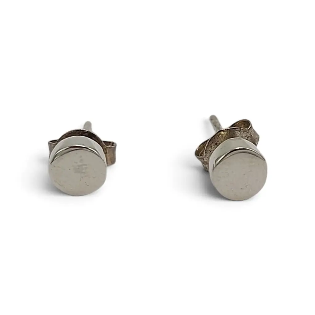 Anting Tusuk Simple