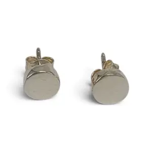Anting Tusuk Simple