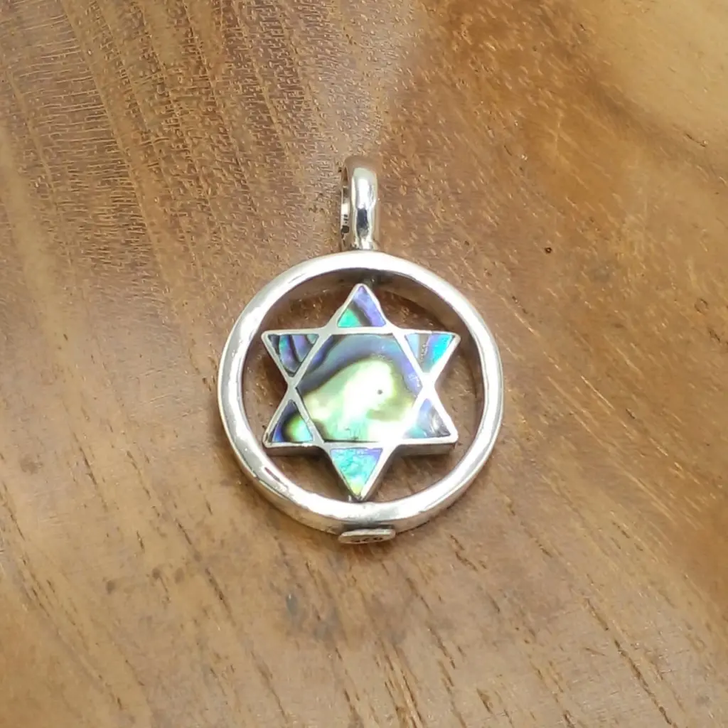 Liontin Bintang Daud Perak 925 Kombinasi Kerang Asli (Spinning Pendant) L597