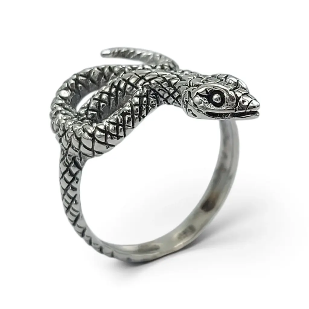 Cincin Perak Ular